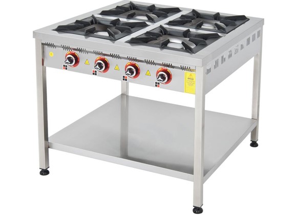 Cooker with Under Shelf